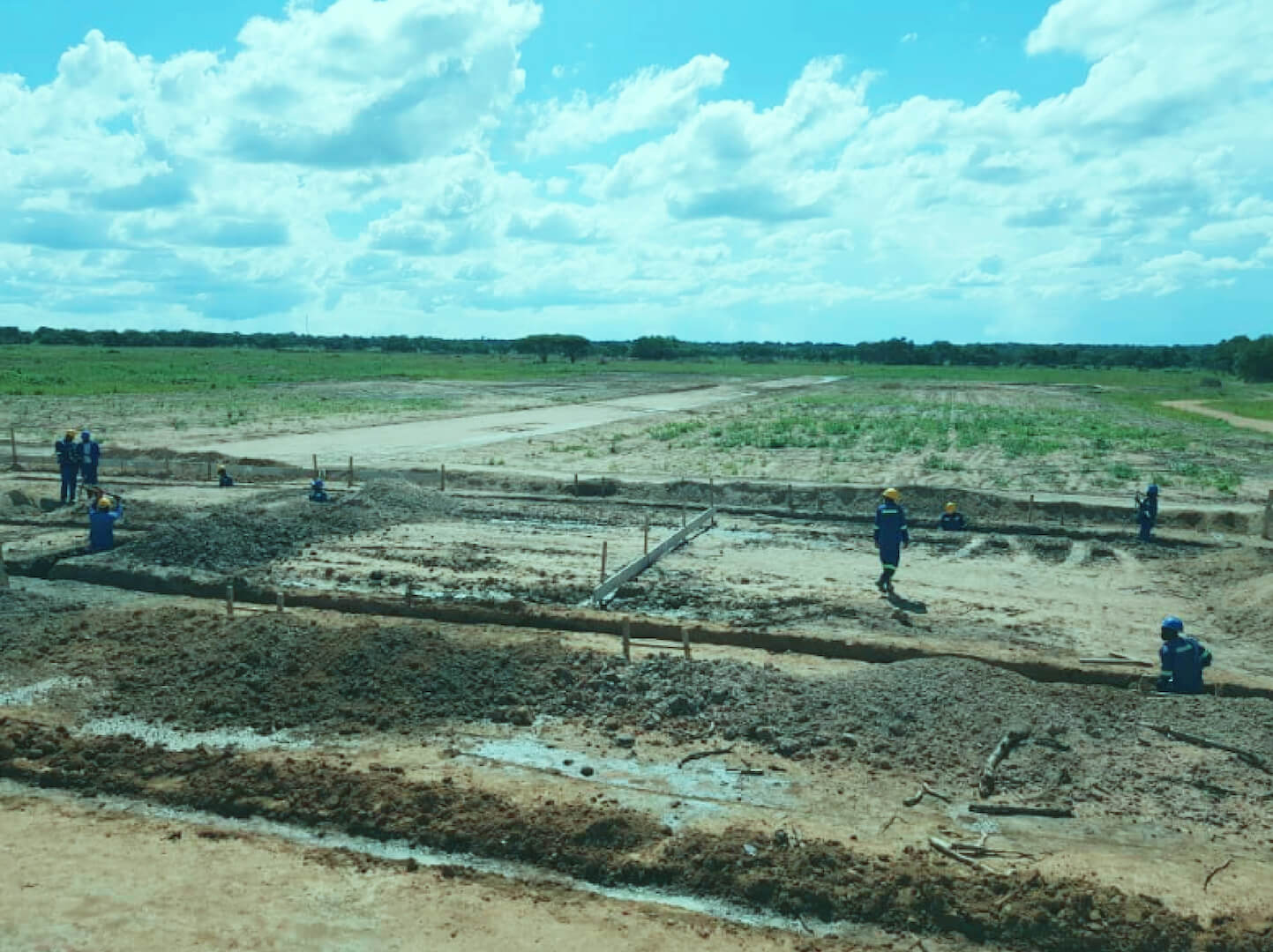 //www.cinvcorp.com/wp-content/uploads/2020/11/Eco_Field-Work-07.jpg